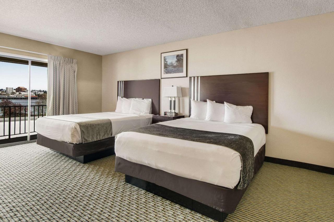 Rodeway Inn & Suites Portland - Jantzen Beach Екстериор снимка