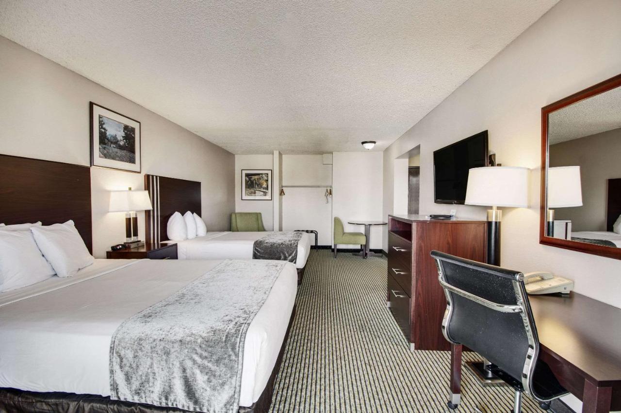 Rodeway Inn & Suites Portland - Jantzen Beach Екстериор снимка