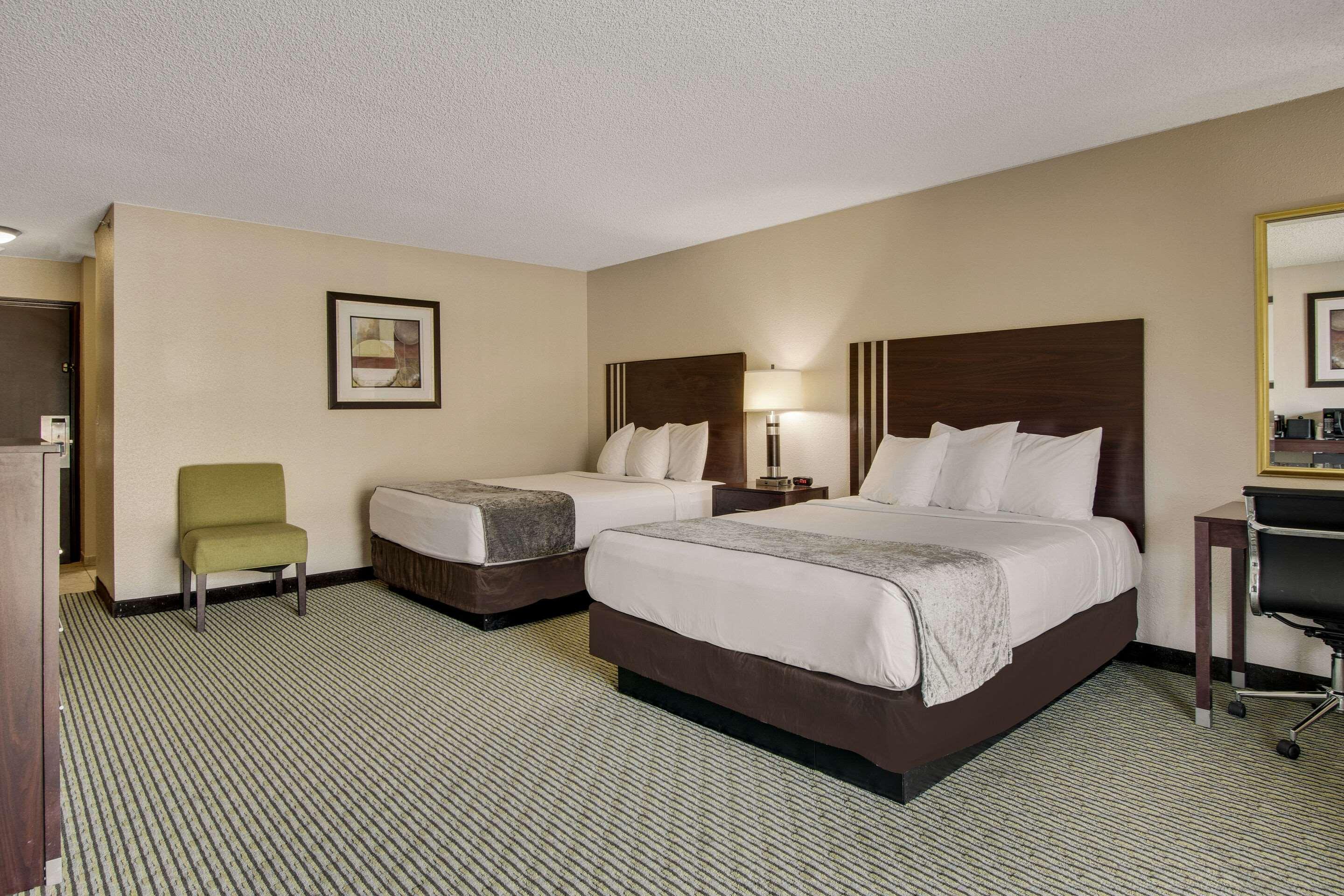 Rodeway Inn & Suites Portland - Jantzen Beach Екстериор снимка