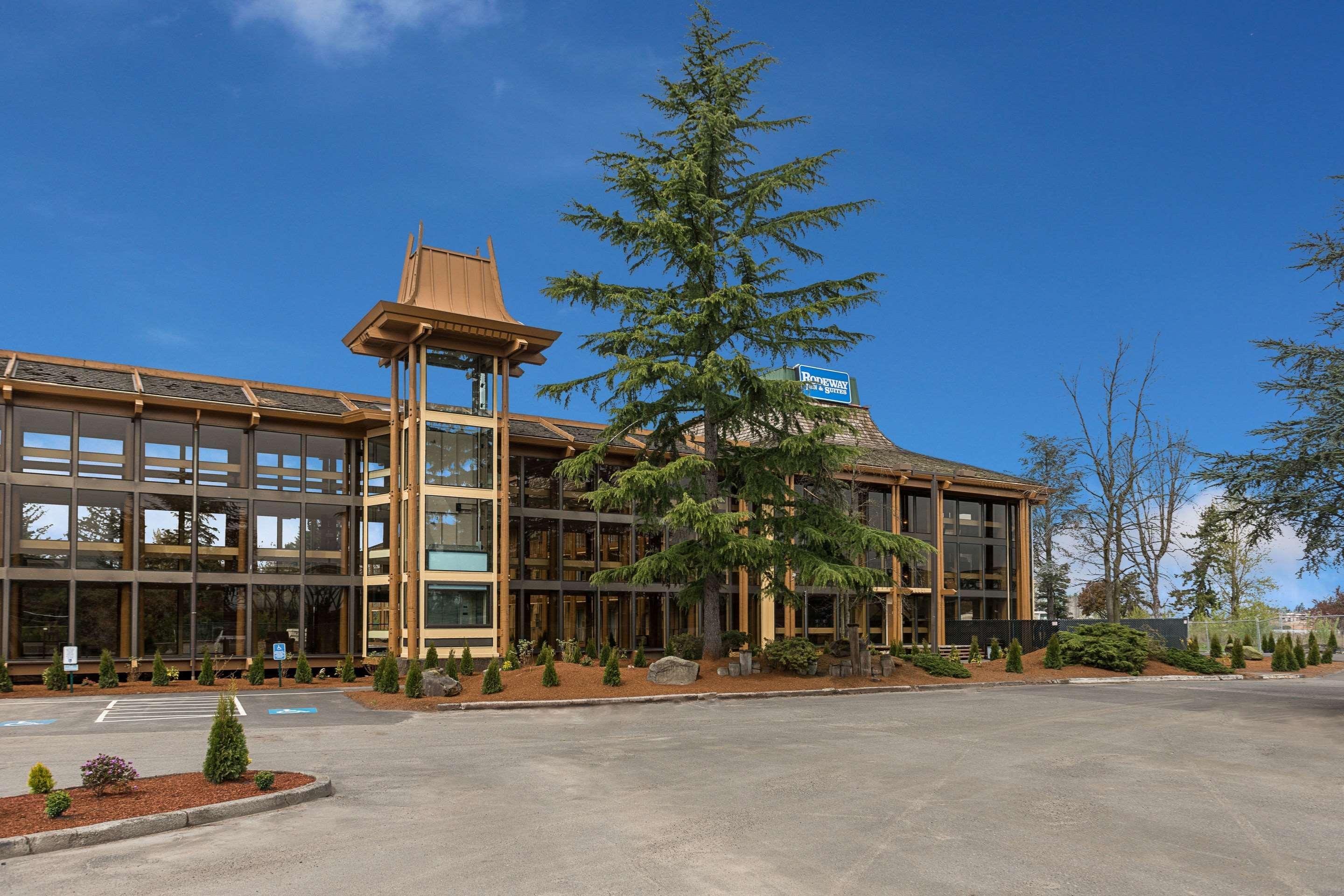 Rodeway Inn & Suites Portland - Jantzen Beach Екстериор снимка