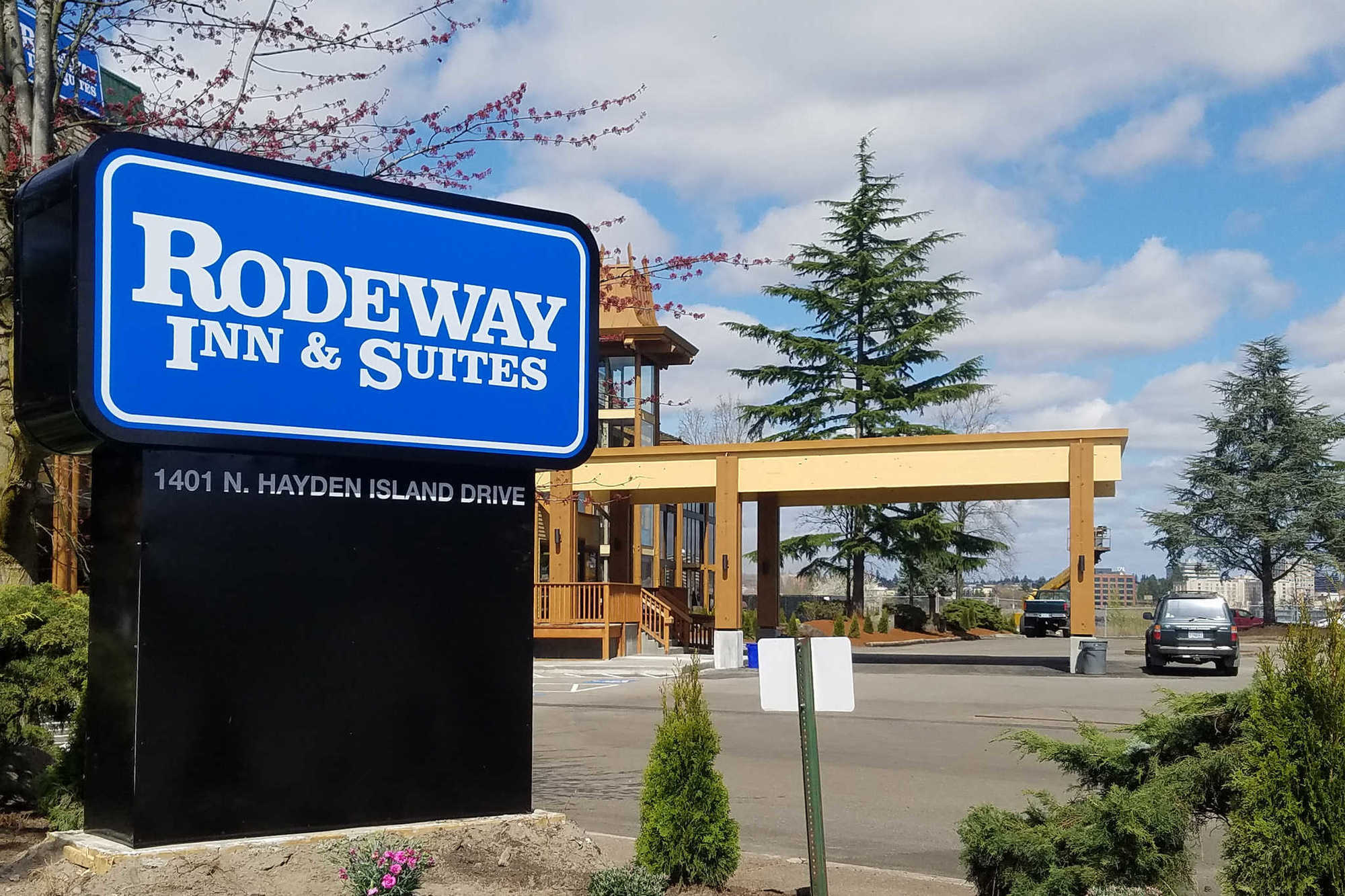 Rodeway Inn & Suites Portland - Jantzen Beach Екстериор снимка